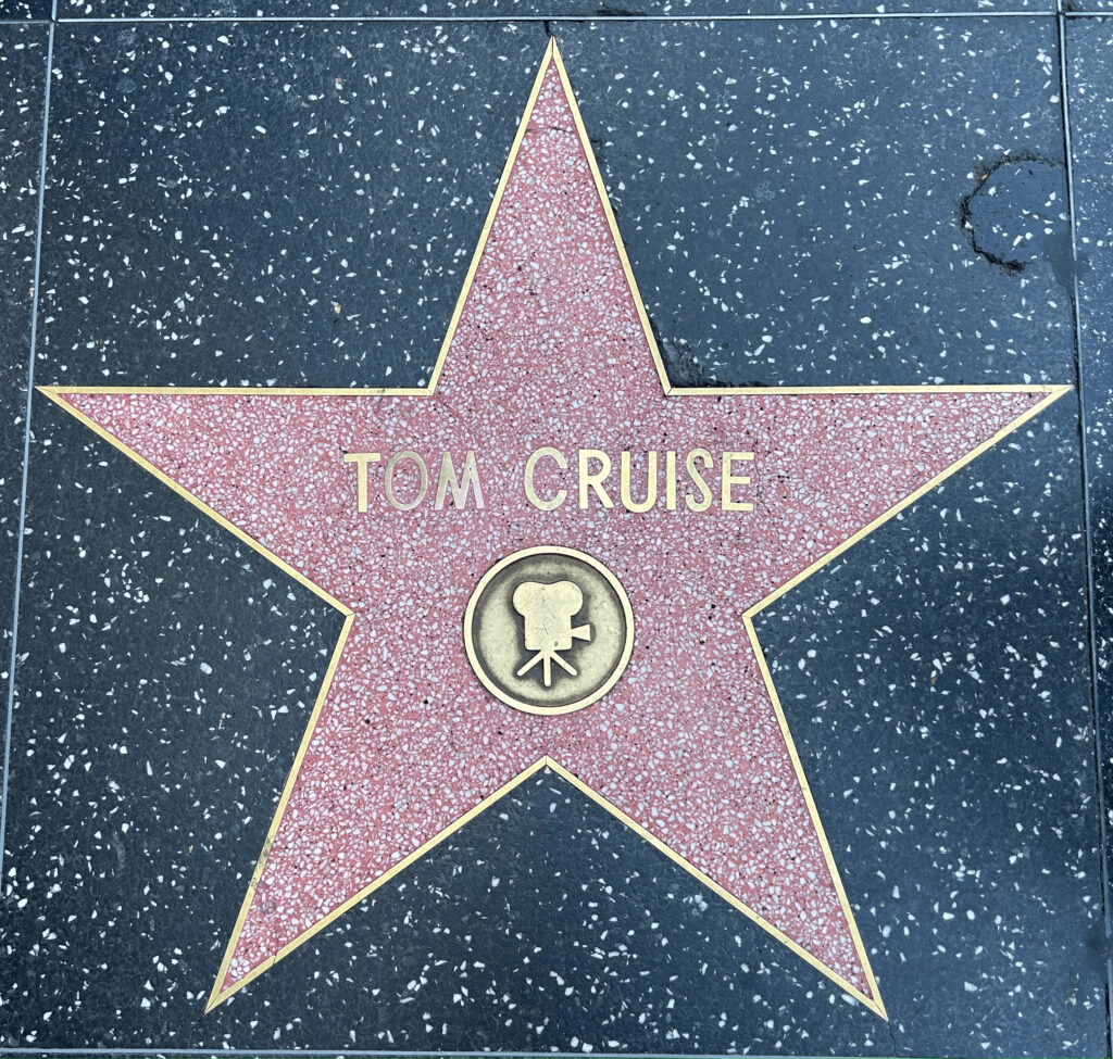 ロサンゼルス旅行におすすめの観光スポット5つ目は「ウォークオブフェイム」